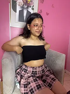 Snapshot of LilithRose_ chatting on 02.18.26 LilithRose online show from 02.18.26