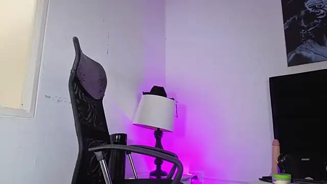 KateValenciaa online show from 04.16.26