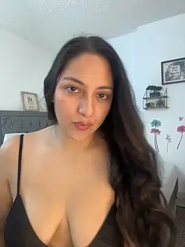 Snapshot of Victoria_Lusty chatting on 05.07.26 Victoria Lusty online show from 05.07.26