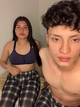 Snapshot of Damn__Love chatting on 02.20.26 Damn Love online show from 02.20.26