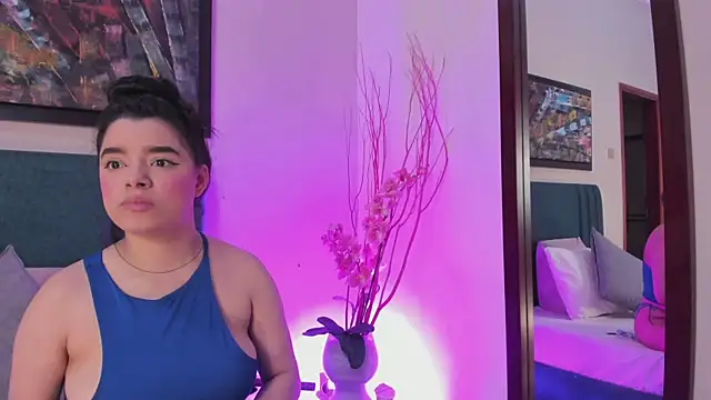 Snapshot of ValeriaBlythe chatting on 02.17.26 ValeriaBlythe online show from 02.17.26