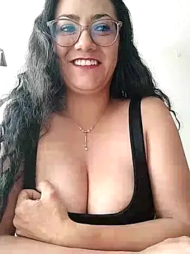 Snapshot of Salma-sweet chatting on 06.07.26 Salma-sweet online show from 06.07.26