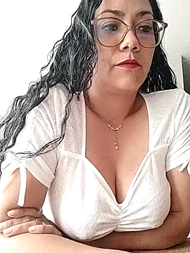 Snapshot of Salma-sweet chatting on 06.08.26 Salma-sweet online show from 06.08.26