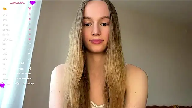 Snapshot of Viktoria_Vibes chatting on 05.16.26 Viktoria Vibes online show from 05.16.26