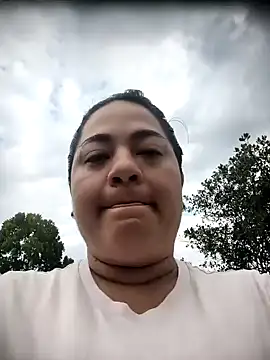 tania queen online show from 03.04.26