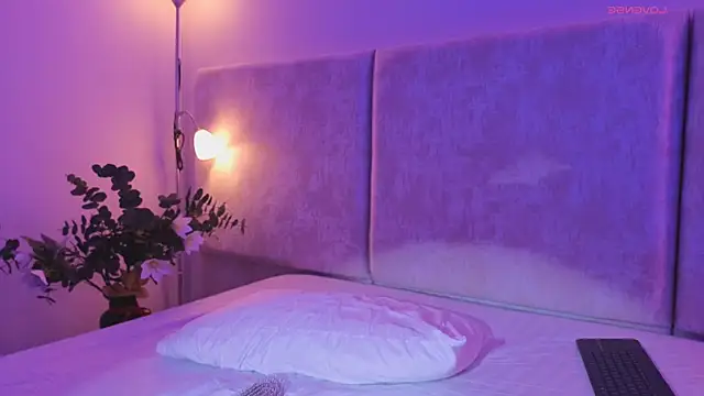 Nioki  online show from 04.16.26