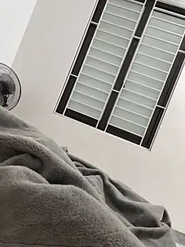 huyenzz online show from 02.20.26