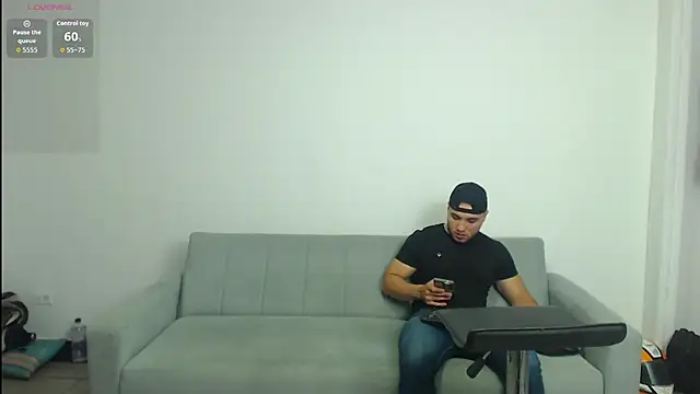 Snapshot of jhustin_marcius chatting on 05.05.26 jhustin marcius online show from 05.05.26
