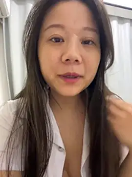 Snapshot of DDoo21 chatting on 06.30.26 DDoo21 online show from 06.30.26