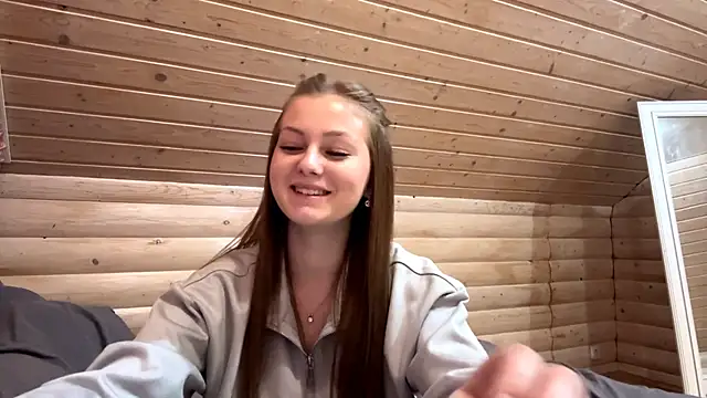 Snapshot of TessSamul chatting on 04.30.26 TessSamul online show from 04.30.26