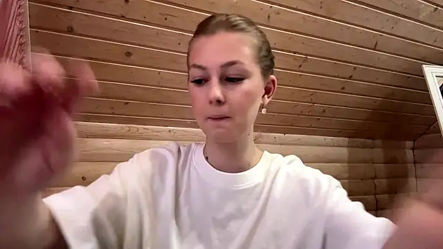 Snapshot of TessSamul chatting on 05.07.26 TessSamul online show from 05.07.26