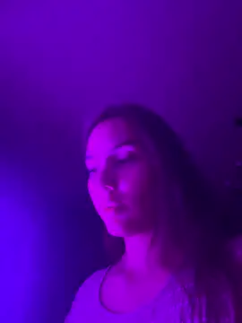 Arielle Vade online show from 07.12.26