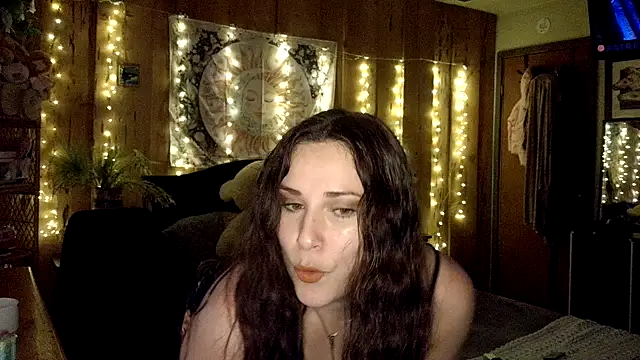 VelvetBrunetteXo online show from 02.25.26