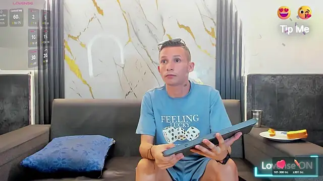 Isaak 26 online show from 03.26.26