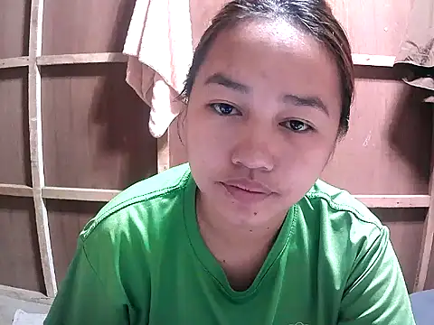 Snapshot of Cloudette_17 chatting on 02.16.26 Cloudette 17 online show from 02.16.26