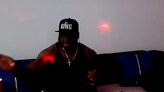Snapshot of darkstallion7 chatting on 04.20.26 darkstallion7 online show from 04.20.26