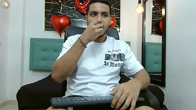 Snapshot of Trevor_Ash chatting on 02.18.26 Trevor Ash online show from 02.18.26