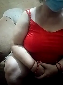 Snapshot of Simran_008 chatting on 04.28.26 Simran 008 online show from 04.28.26