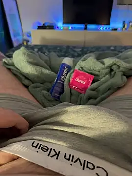 Thomascrtz online show from 04.15.26