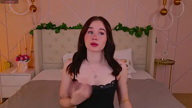 Abigail Forland online show from 07.20.26
