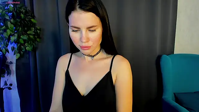 Snapshot of little__isabel chatting on 06.12.26 little isabel online show from 06.12.26