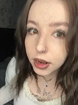 honey1peach online show from 02.20.26