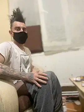 Femboysissy1919 online show from 06.11.26