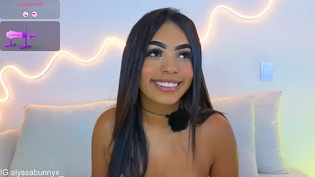 Alyssa bunnyx online show from 04.04.26
