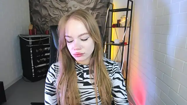 AmyNox online show from 04.11.26