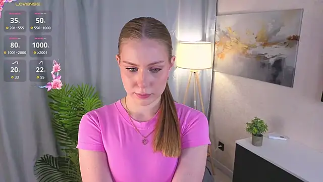 Snapshot of CharityKhamo chatting on 02.20.26 CharityKhamo online show from 02.20.26