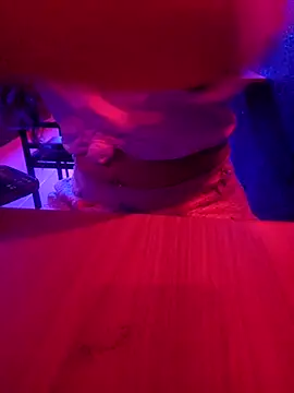 giloirinha5 online show from 04.04.26