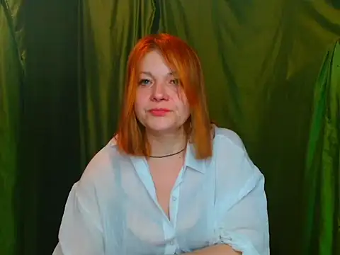 Snapshot of Milana9732 chatting on 06.17.26 Milana9732 online show from 06.17.26