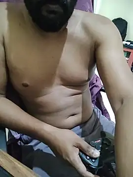 Snapshot of shineboy28 chatting on 02.20.26 shineboy28 online show from 02.20.26