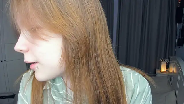 LavenderMitten online show from 04.06.26