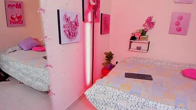 Snapshot of AnnyCotton chatting on 03.06.26 AnnyCotton online show from 03.06.26