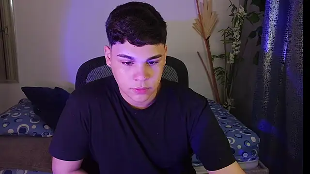 eithan jonnes online show from 04.08.26