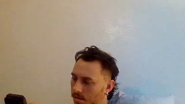 Tallhungandcloudy online show from 03.06.26