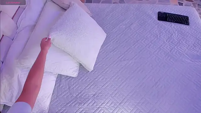 Bunny Blush1 online show from 03.30.26