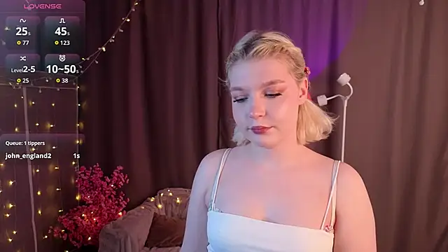 TobiteAnnie online show from 03.01.26