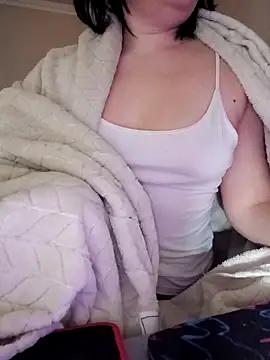 HornyCumBitch online show from 02.25.26