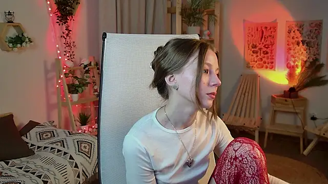 ElliFrankenweenie online show from 04.11.26