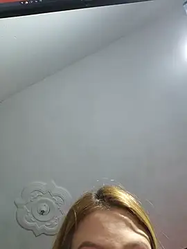 laila d online show from 05.15.26