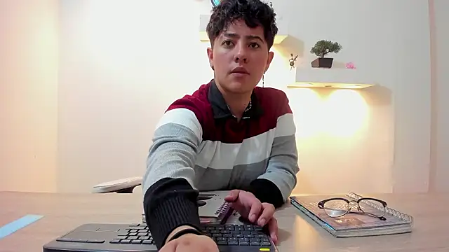 Gaia n Nix online show from 02.17.26