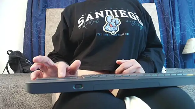 melanie Nasty whore online show from 02.26.26