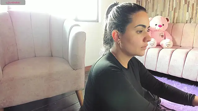 Miilana  online show from 03.14.26