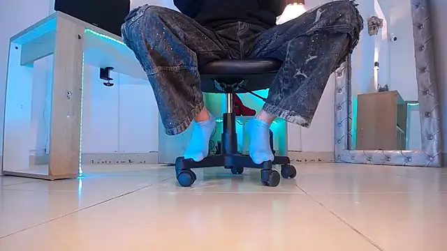 jullian ricci online show from 04.14.26