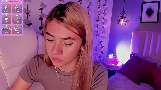 Chris Velvett online show from 04.15.26