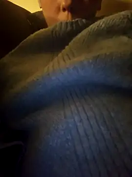 Snapshot of ShySweetheart chatting on 02.19.26 ShySweetheart online show from 02.19.26