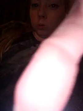 Snapshot of ShySweetheart chatting on 02.23.26 ShySweetheart online show from 02.23.26