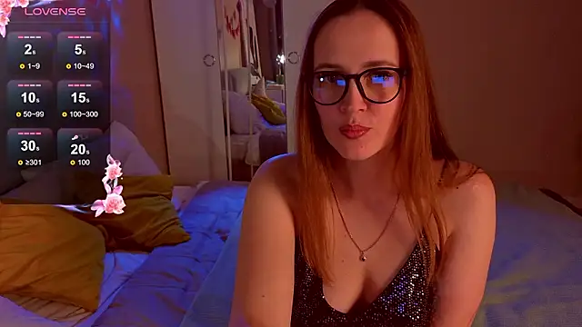 Snapshot of she_wolf chatting on 02.25.26 she wolf online show from 02.25.26